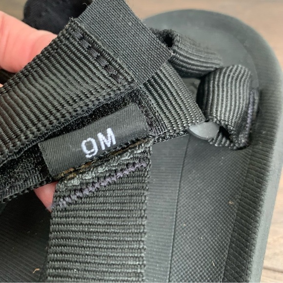 Teva Hurricane XLT2 Sandals - Picture 3 of 10